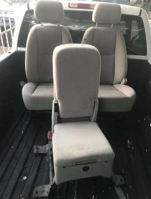 2007-2013Chevy GMC front and rear seats with center console